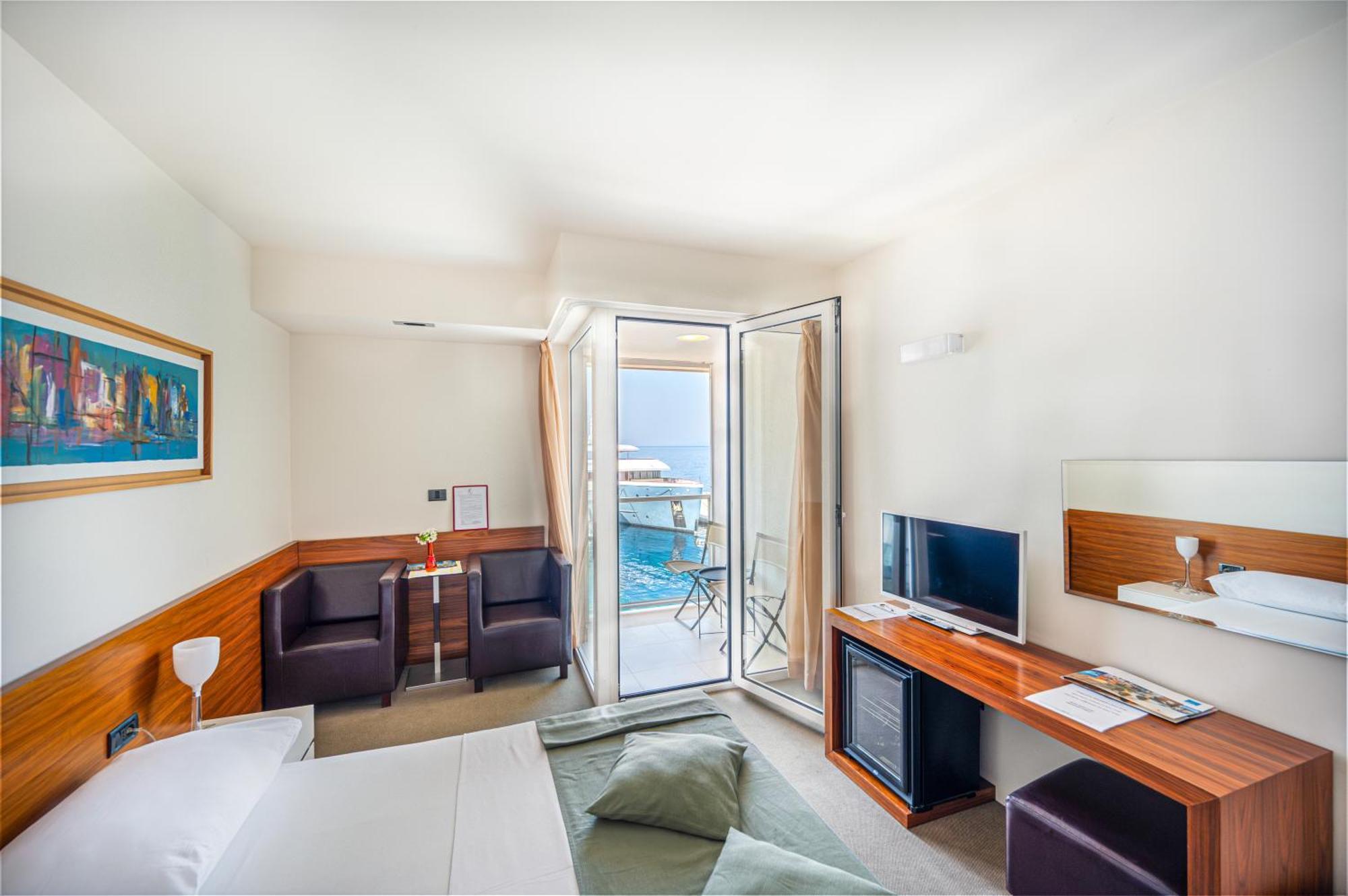 Hotel Vrilo - Adults Only Postira Bagian luar foto