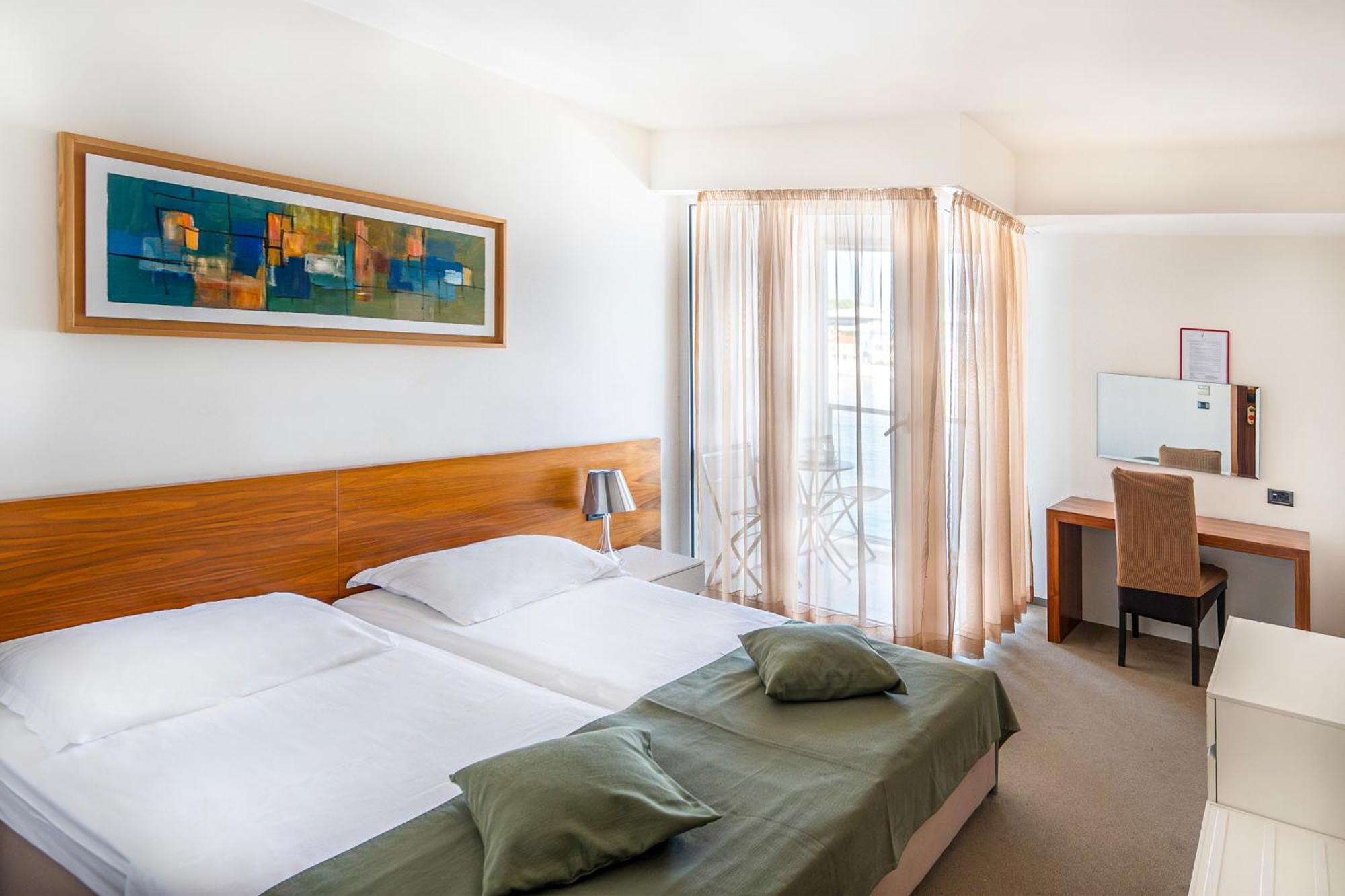 Hotel Vrilo - Adults Only Postira Bagian luar foto