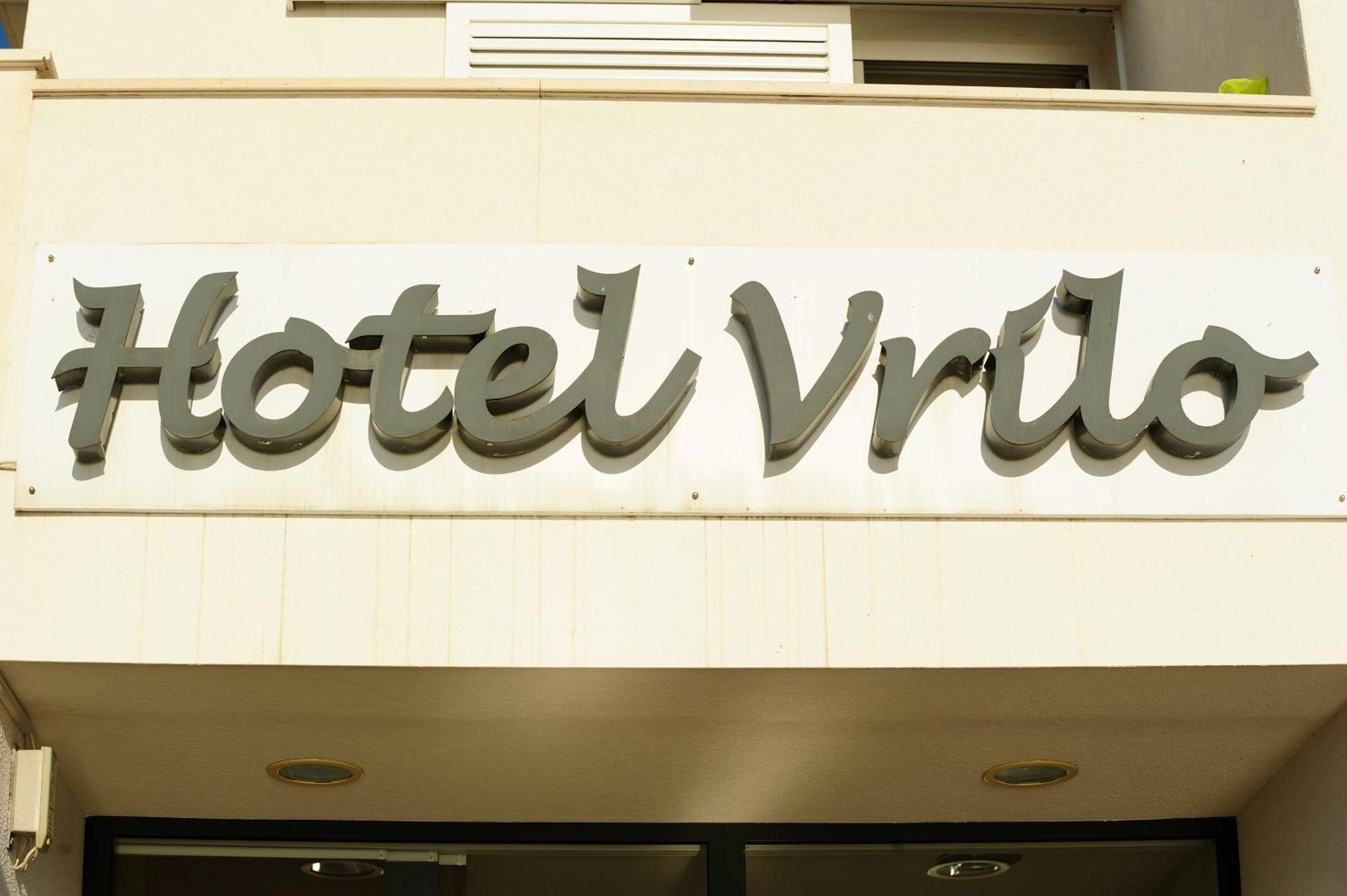 Hotel Vrilo - Adults Only Postira Bagian luar foto